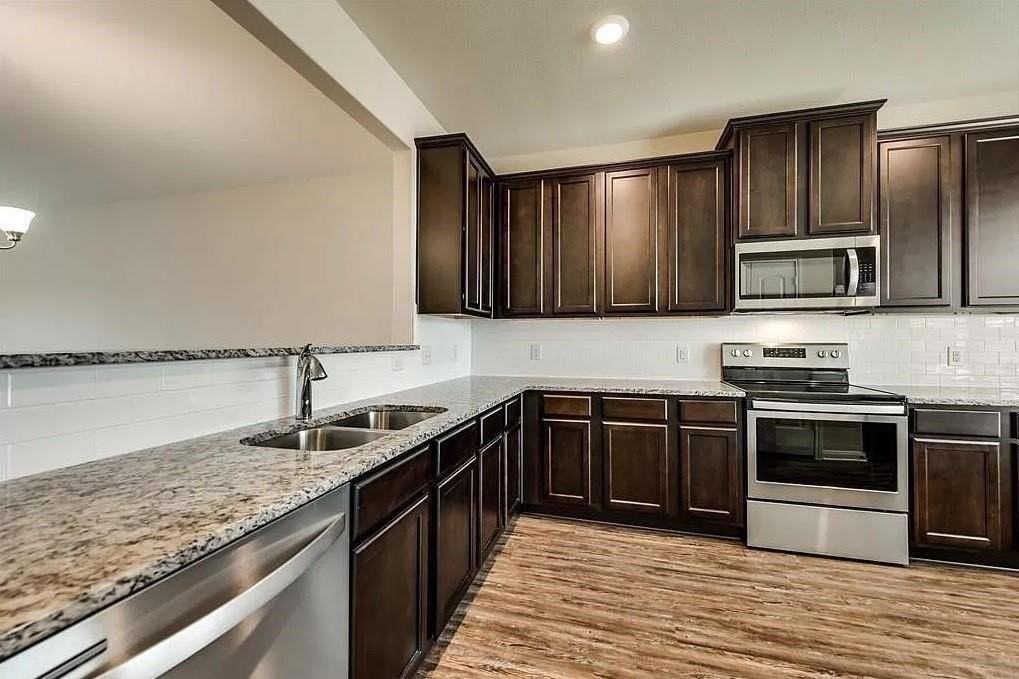 5308 Songbird Trl - Photo 5 of 28