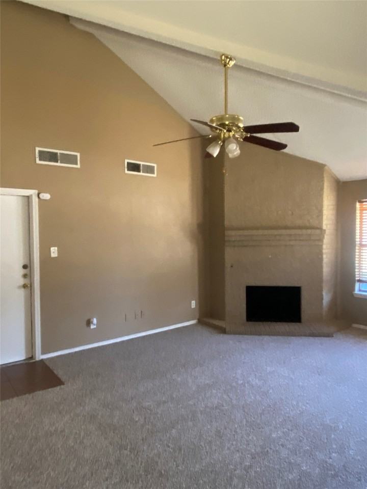 4370 Ashley Ln - Photo 3 of 18