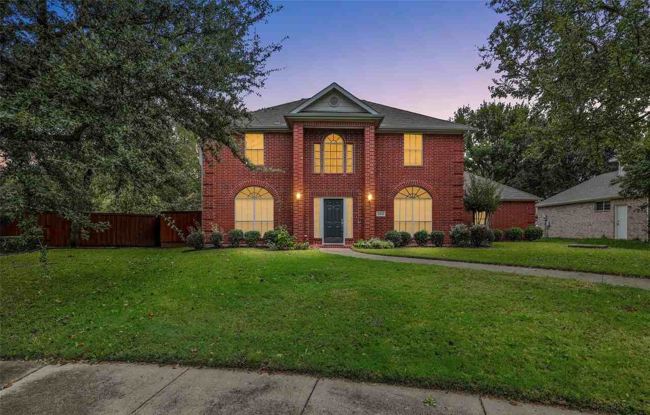 2810 Glenwick Ct - Photo 2 of 40