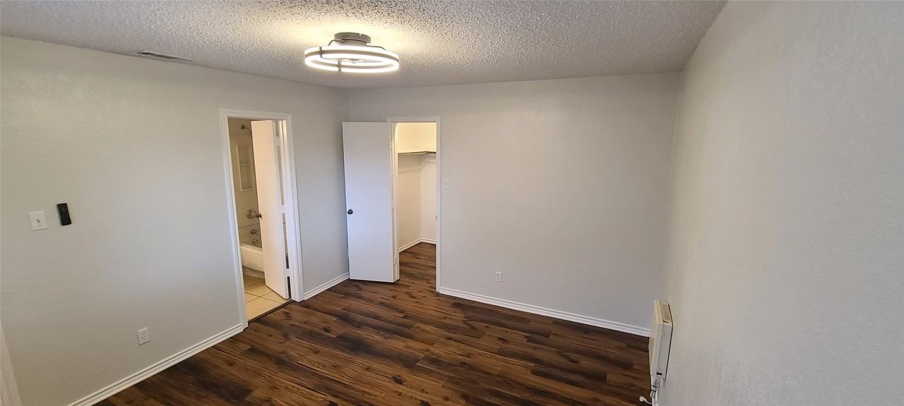 17811 Farley Trl - Photo 7 of 9