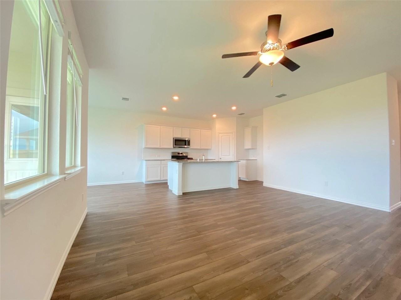 565 Pueblo Bonito Trl - Photo 3 of 13