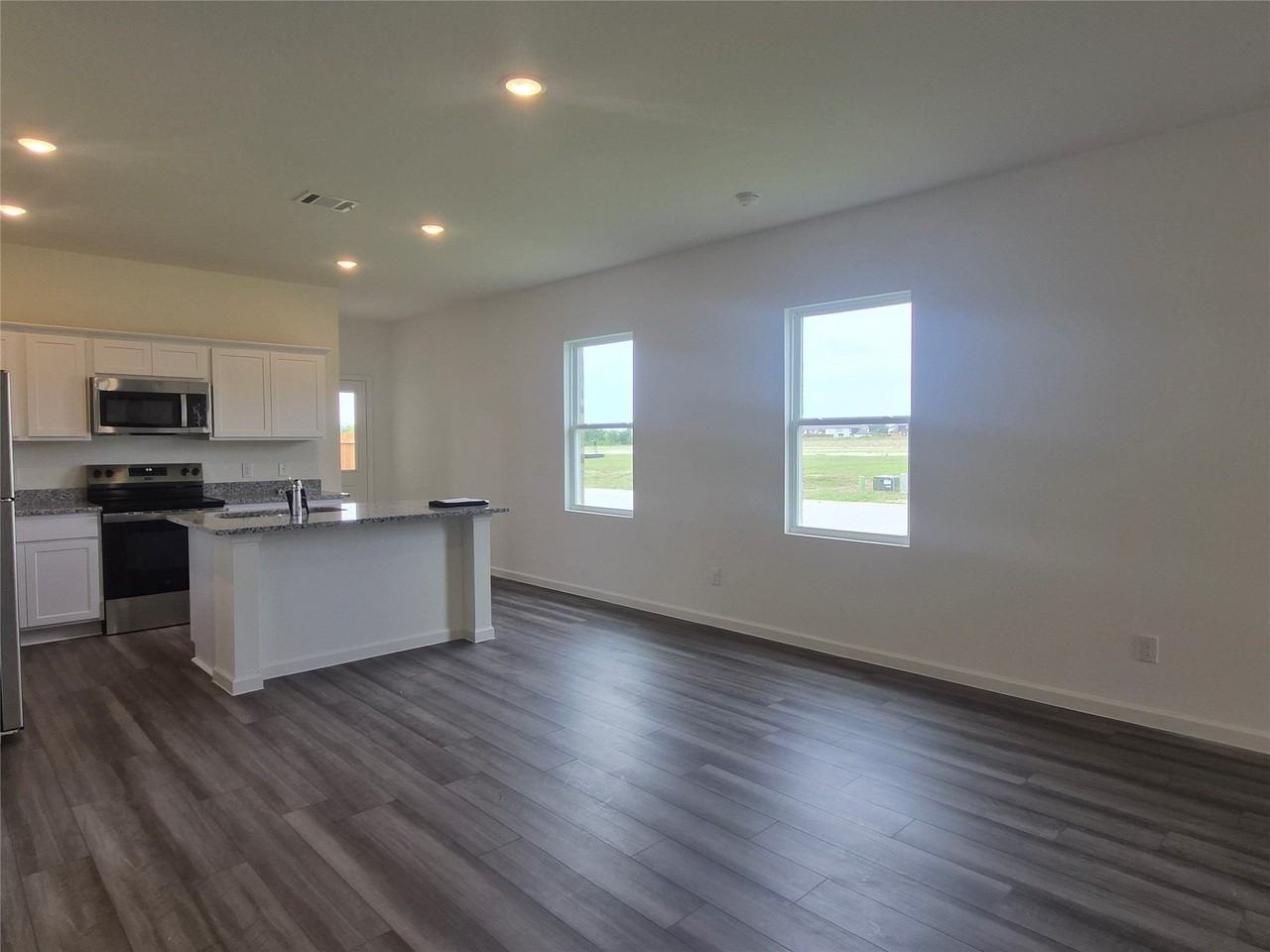 4503 Wood Fern Rd - Photo 3 of 14