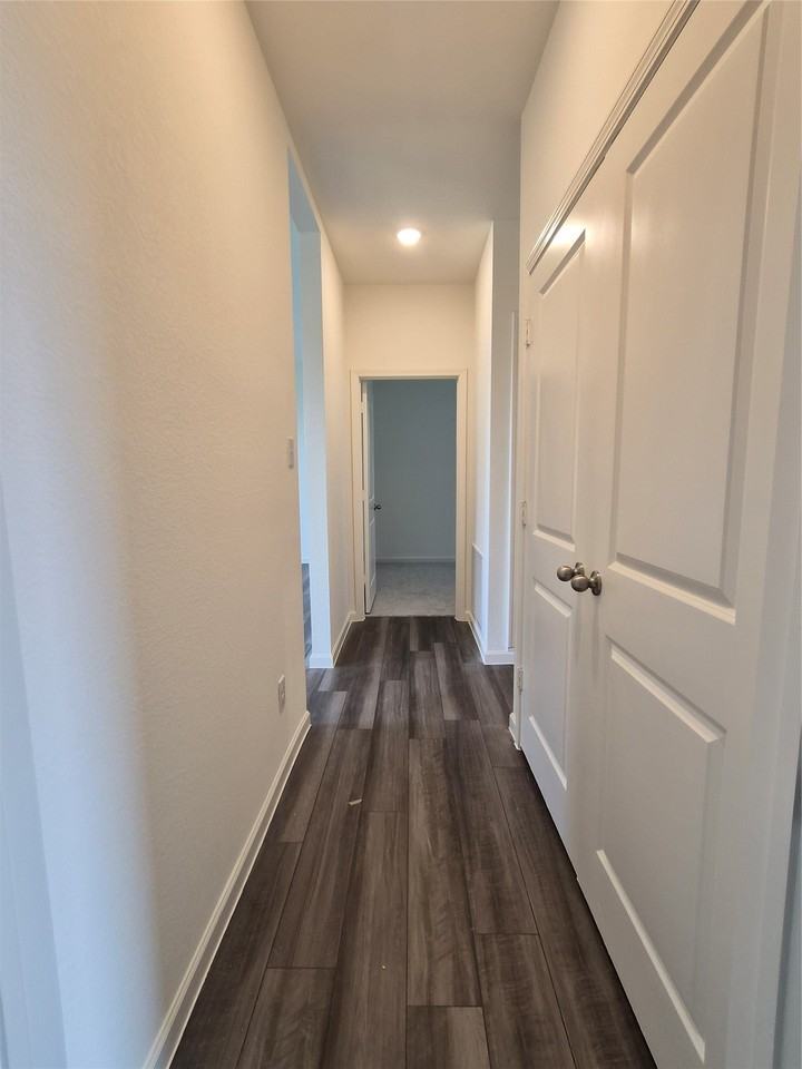 4503 Wood Fern Rd - Photo 4 of 14