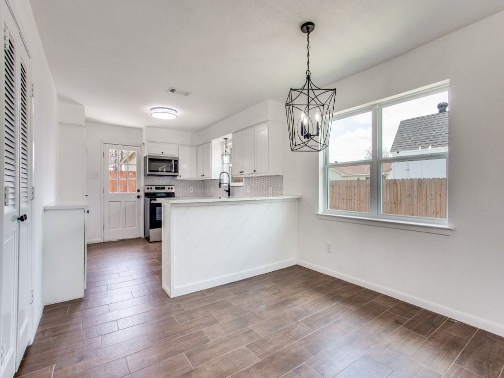 1307 Worthington St - Photo 7 of 15
