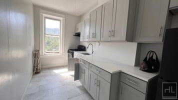 featured image of 9746 Drew St