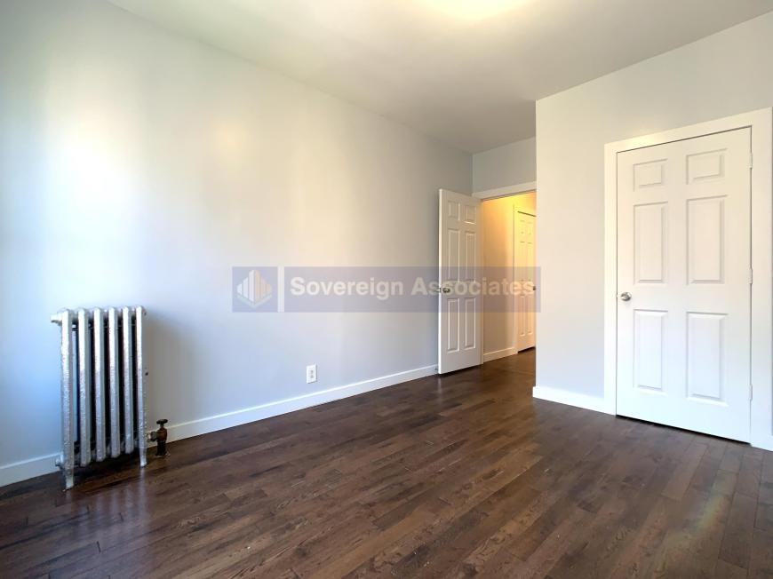 14 Thayer St - Photo 7 of 7