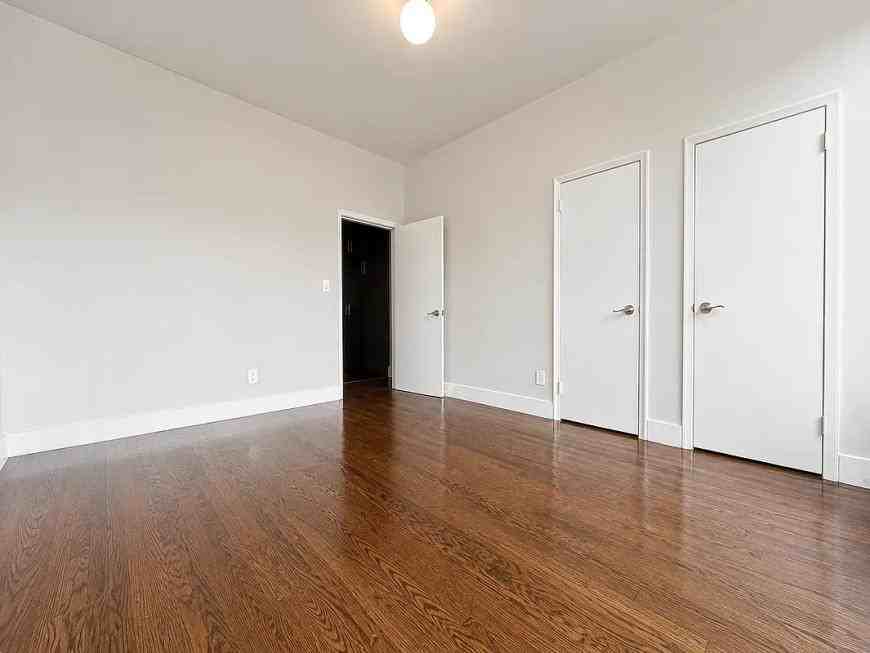 1883 Amsterdam Ave - Photo 2 of 5