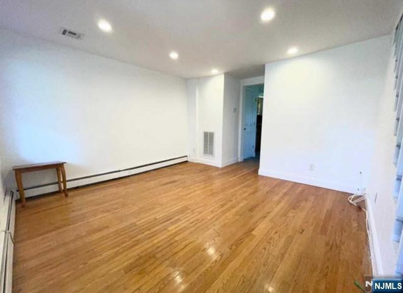 69 Feronia Way ##A - Photo 4 of 16