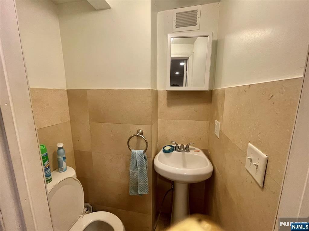 69 Feronia Way ##A - Photo 7 of 16