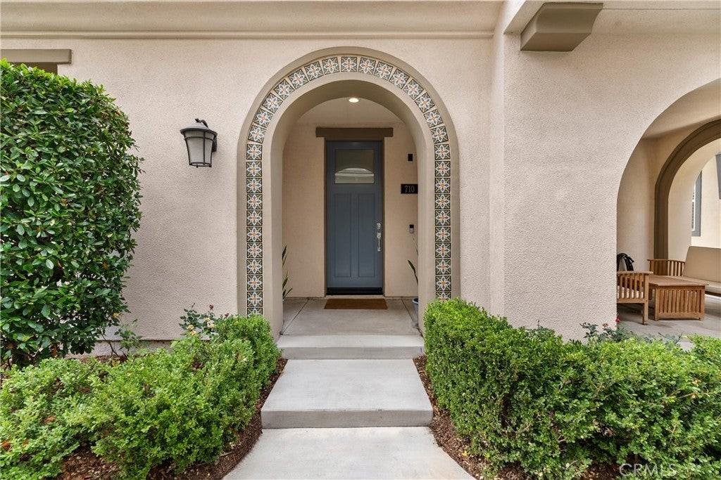 710 W Tribella Ct - Photo 2 of 34
