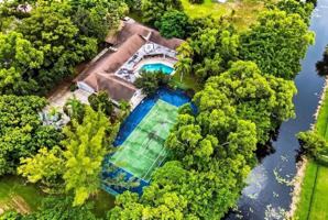featured image of 4020 Nw 101st Dr