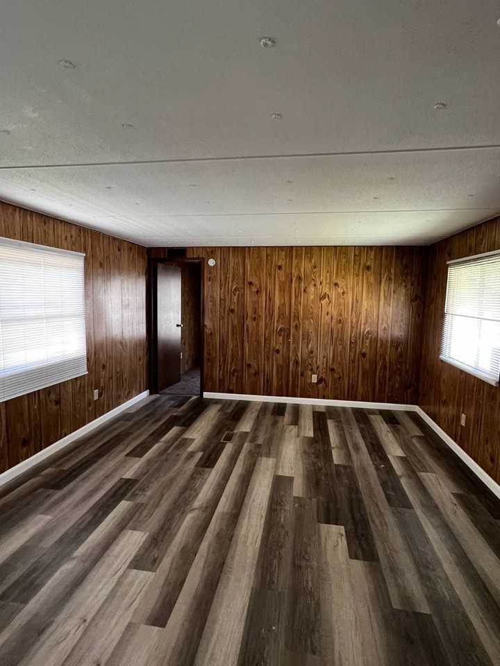113 Grace Park Lane - Photo 2 of 9