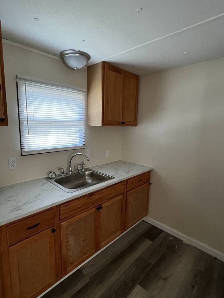 113 Grace Park Lane - Photo 7 of 9