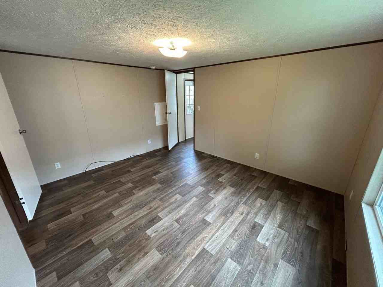 1708 Mary St - Photo 6 of 9