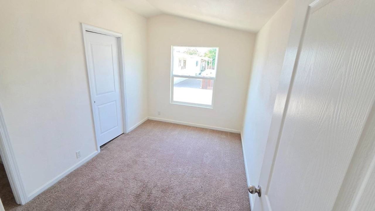 1470 Elizabeth St #AM67 - Photo 4 of 10