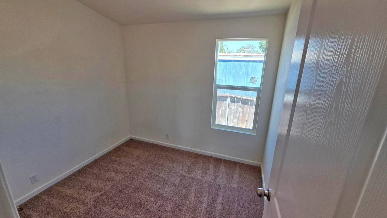 1470 Elizabeth St #AM67 - Photo 6 of 10