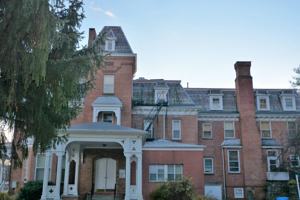 featured image of 3 Pine Terrace Rd #104