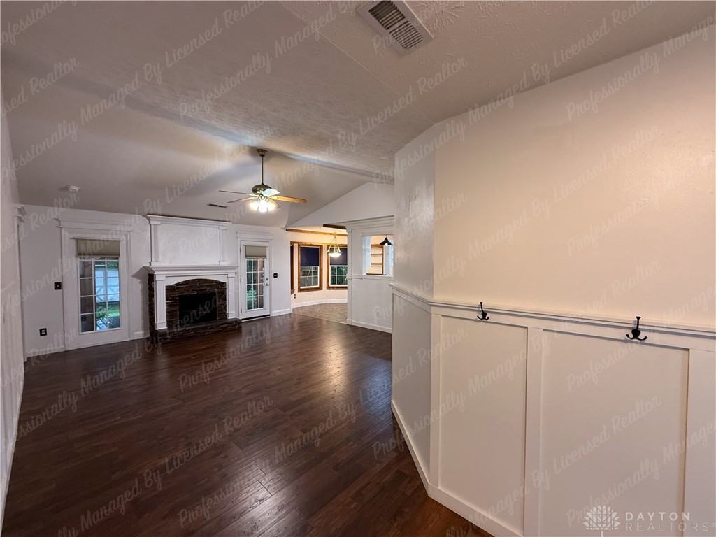 3433 Surry Ridge Way - Photo 3 of 35