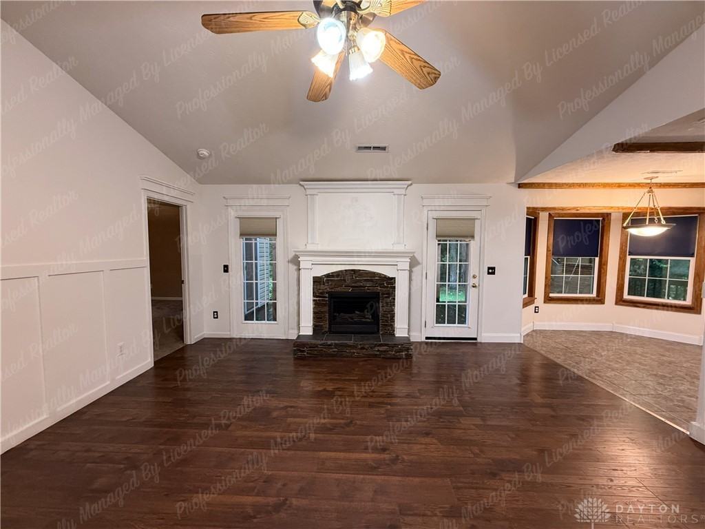 3433 Surry Ridge Way - Photo 6 of 35