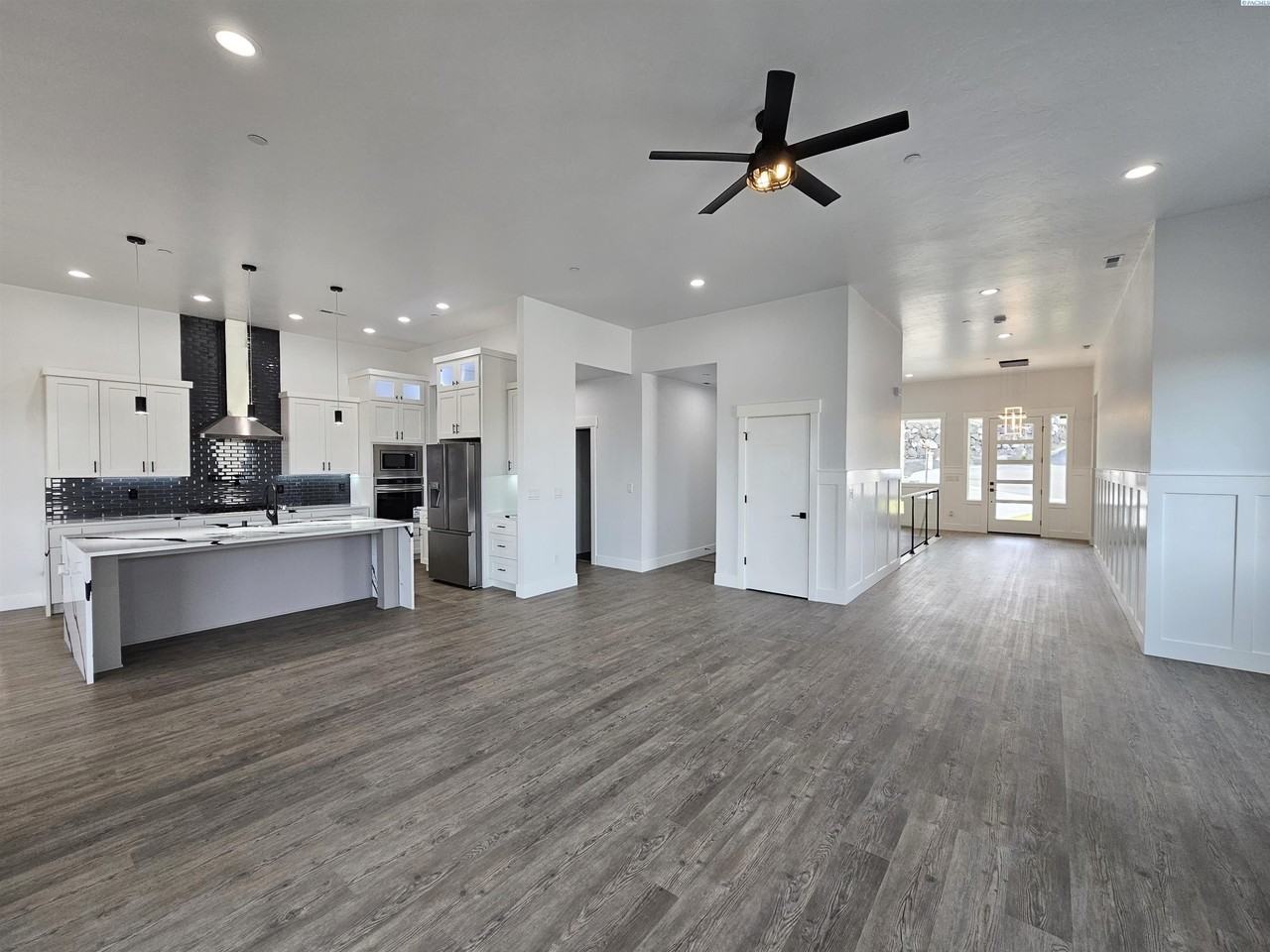 3202 Bing St - Photo 7 of 46