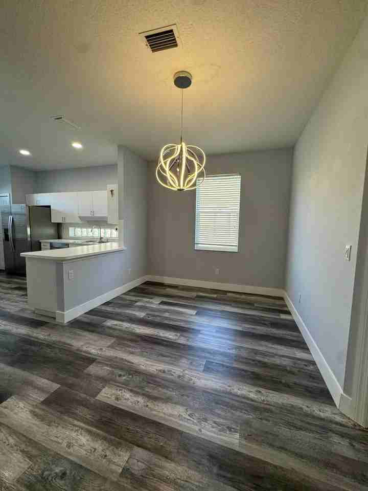 822 Nw Sorrento Ln - Photo 6 of 50
