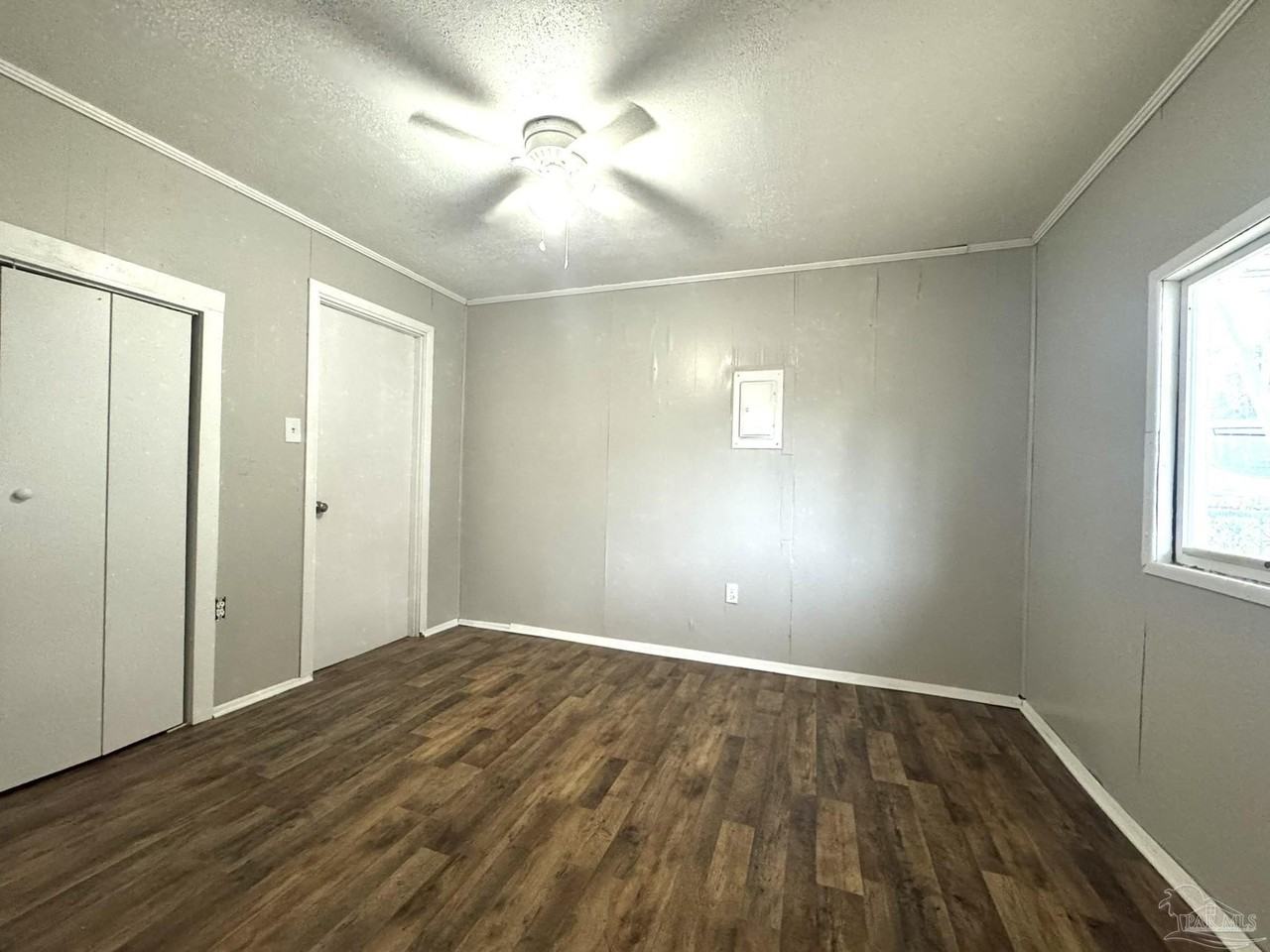 128 Brandon Ave - Photo 6 of 8
