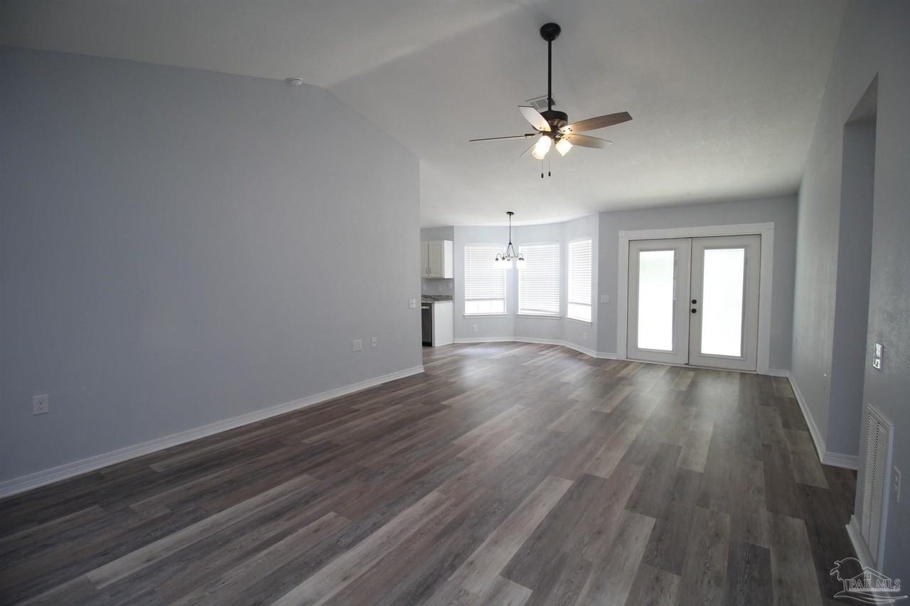 8508 Indian Oaks Pl - Photo 2 of 18