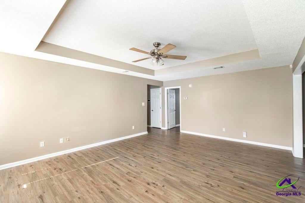 100 Wynfield Ln - Photo 5 of 25