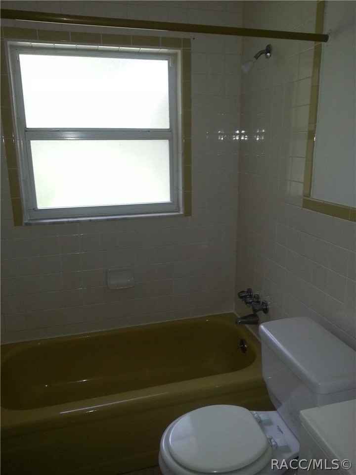 6633 E Holly St - Photo 5 of 11