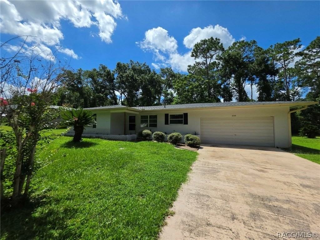 6106 E Calico Ln - Photo 2 of 13