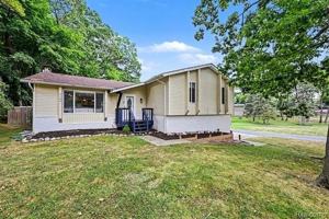 featured image of 2104 Highfield Rd