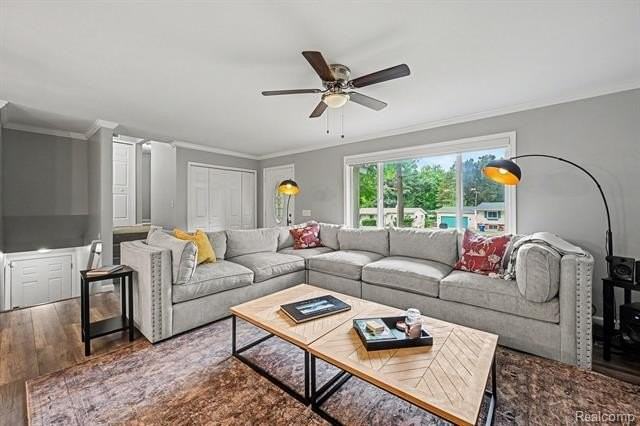 2104 Highfield Rd - Photo 5 of 38