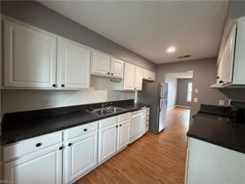 548 Hollomon Dr - Photo 1 of 1