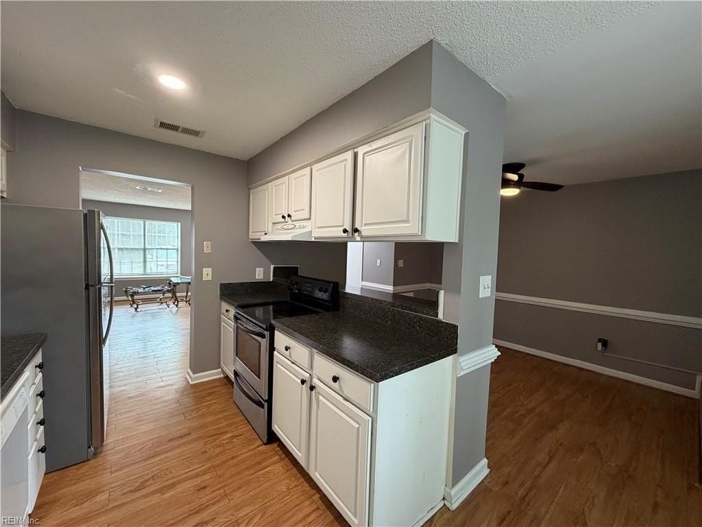 548 Hollomon Dr - Photo 4 of 20
