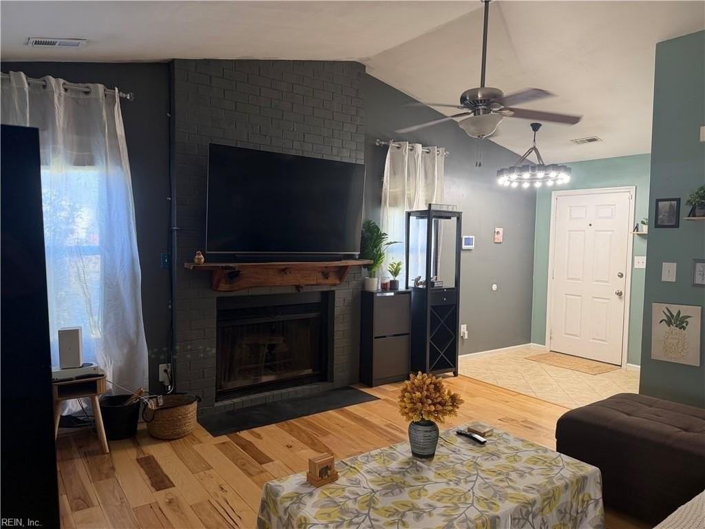 5801 Pleasant Woods Ct - Photo 4 of 34