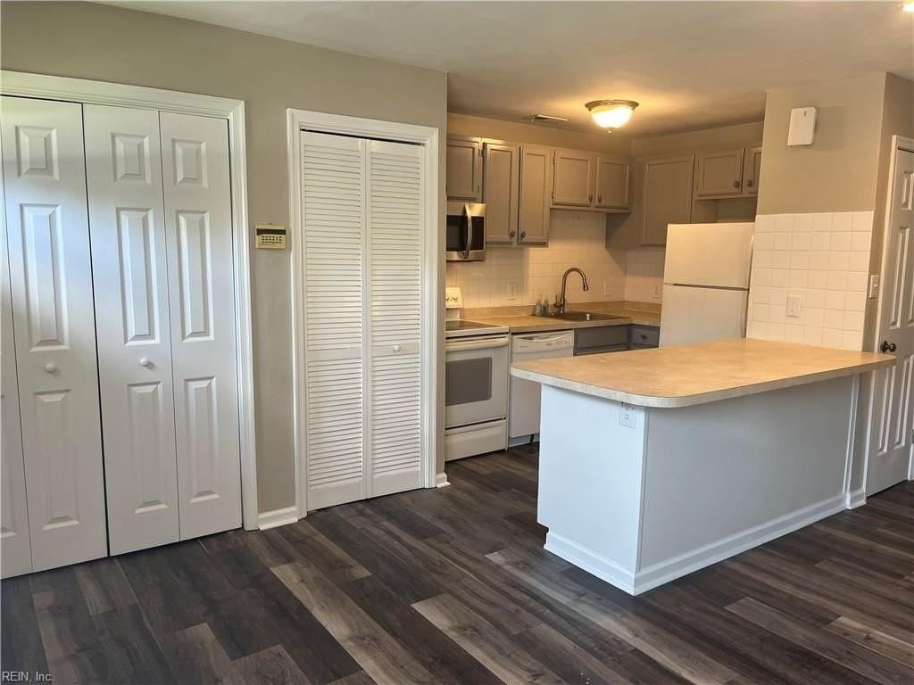 3434 Clover Rd - Photo 5 of 10