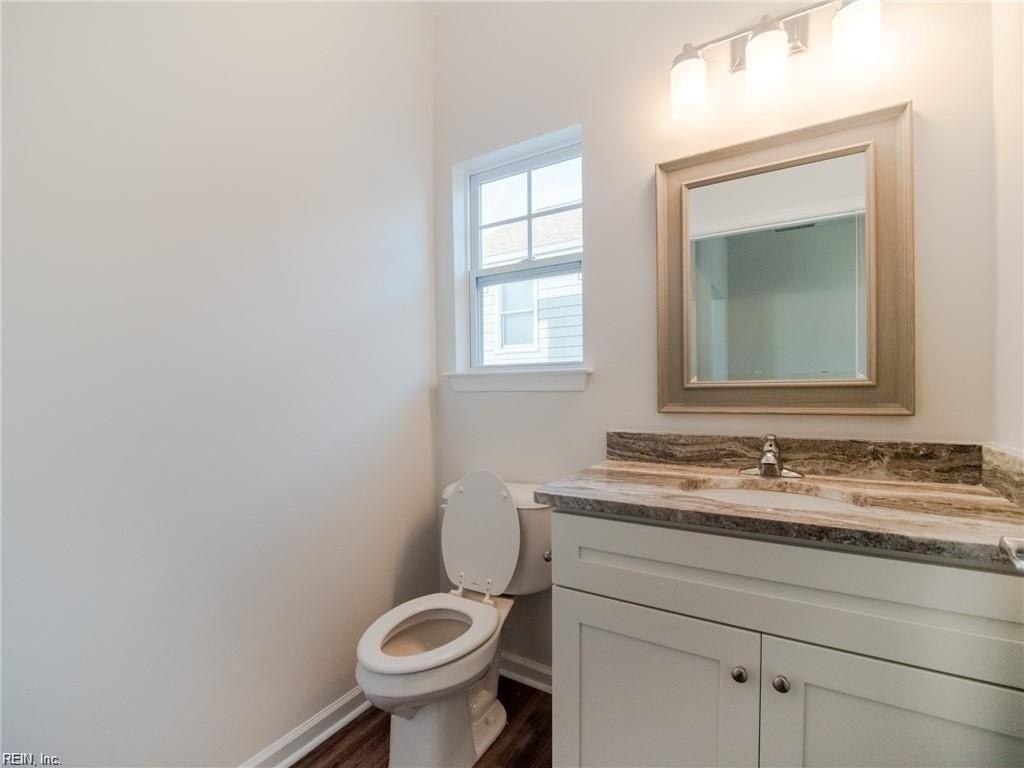 9630 Worth St - Photo 6 of 24