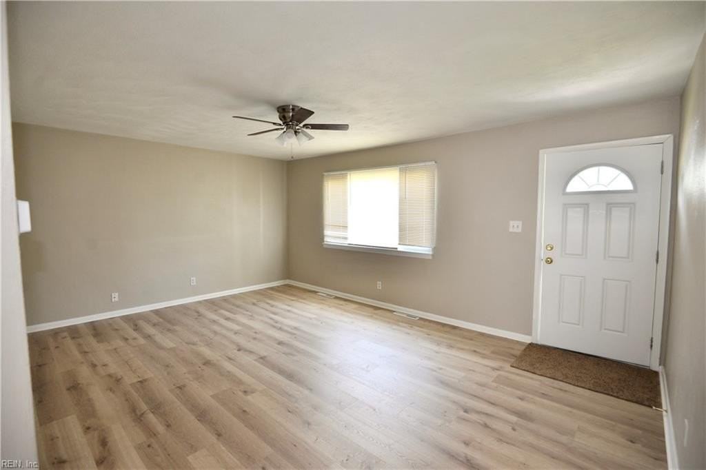 278 Appian Ave - Photo 4 of 26