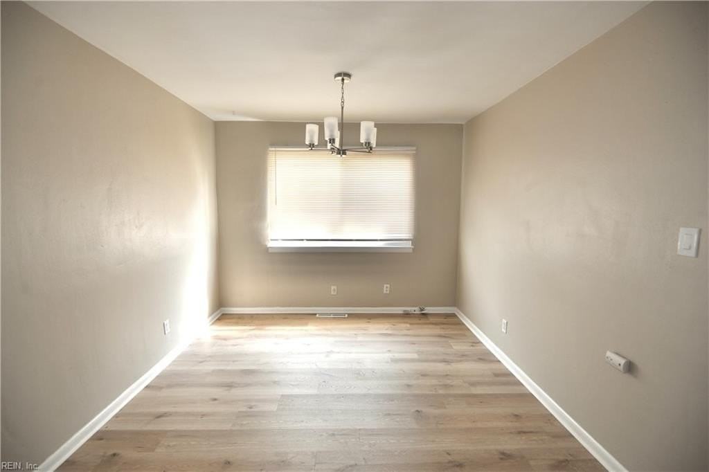 278 Appian Ave - Photo 5 of 26