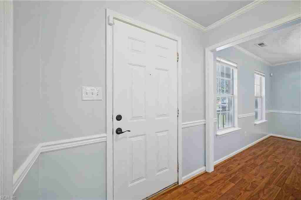 3117 White Tail Ct - Photo 5 of 38