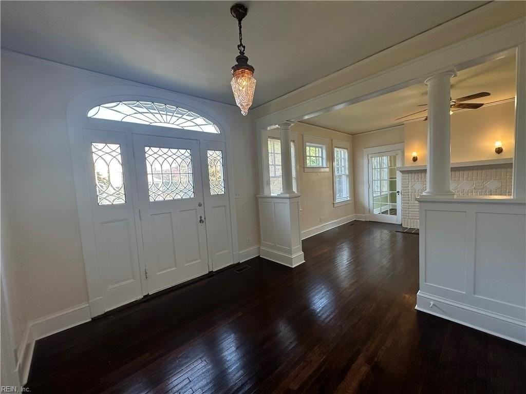 503 Rhode Island Ave - Photo 3 of 24
