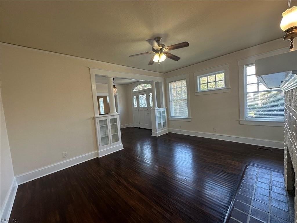 503 Rhode Island Ave - Photo 7 of 24