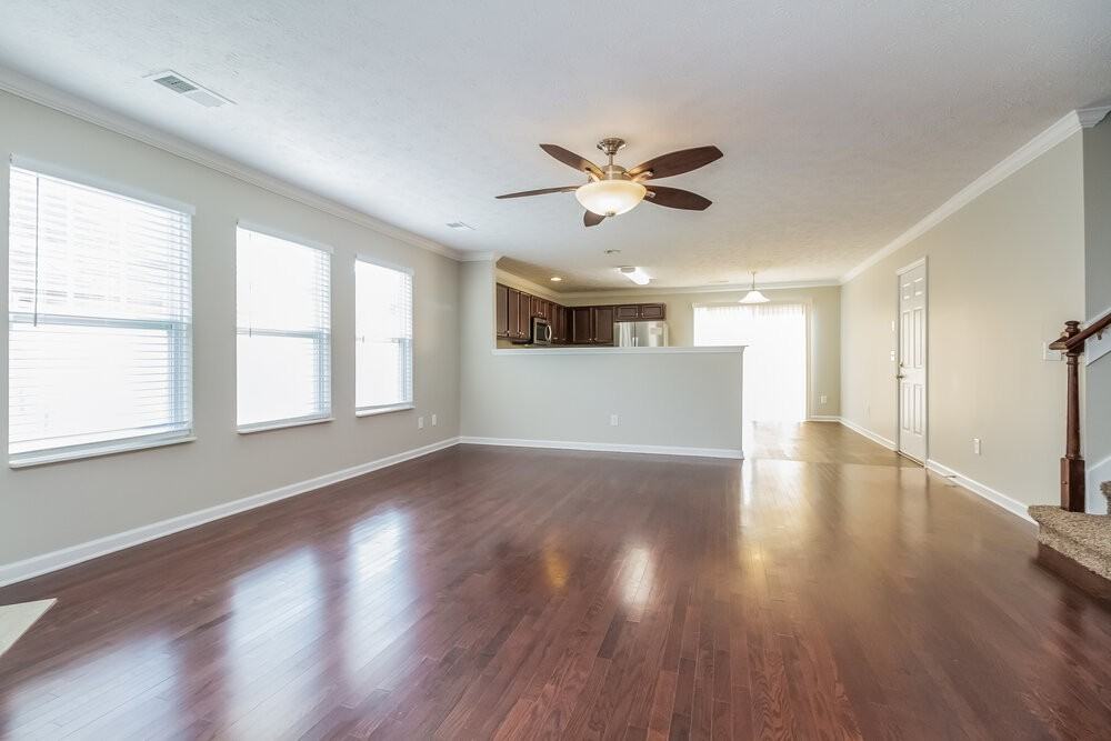 129 Sophie Dr - Photo 4 of 19