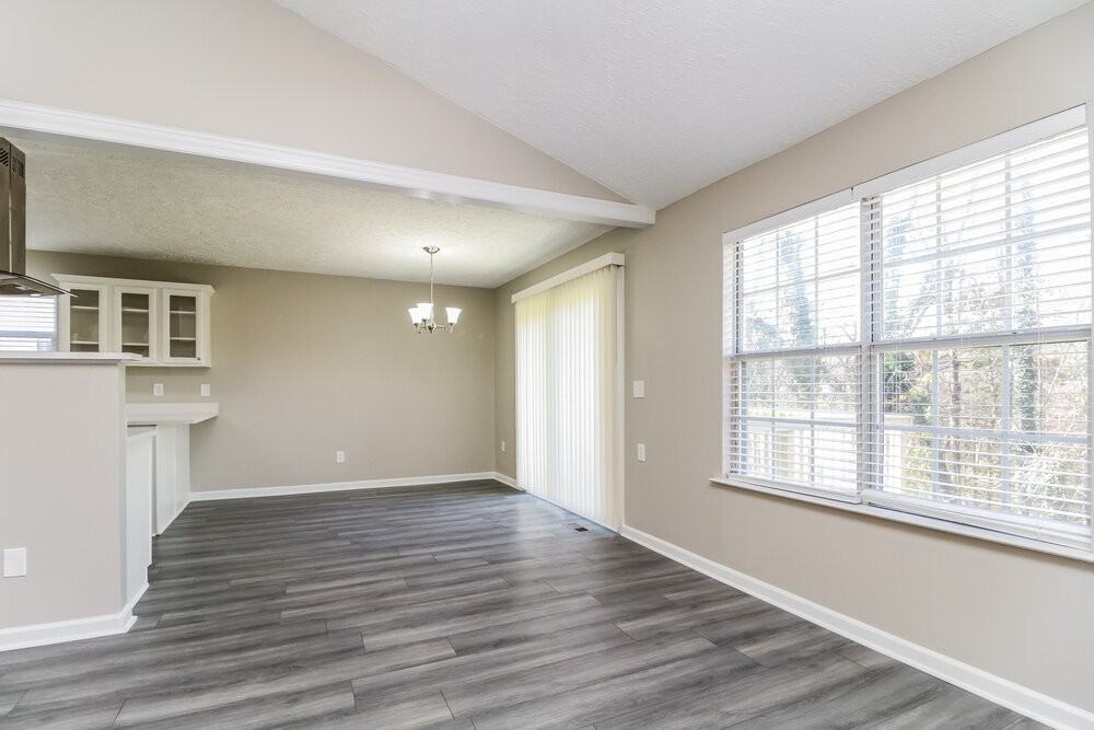 648 Ransom Village Way - Photo 5 of 16