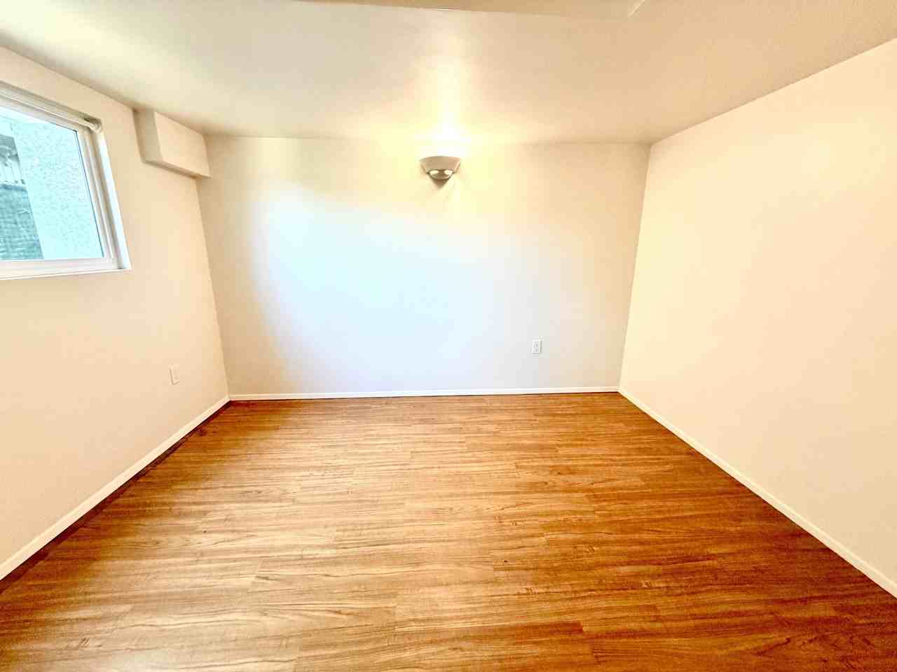 1816 Gillespie St - Photo 6 of 9