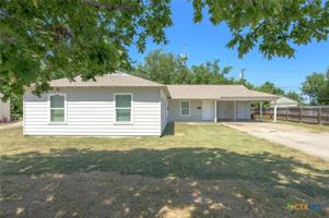 featured image of 921 Stetson Ave
