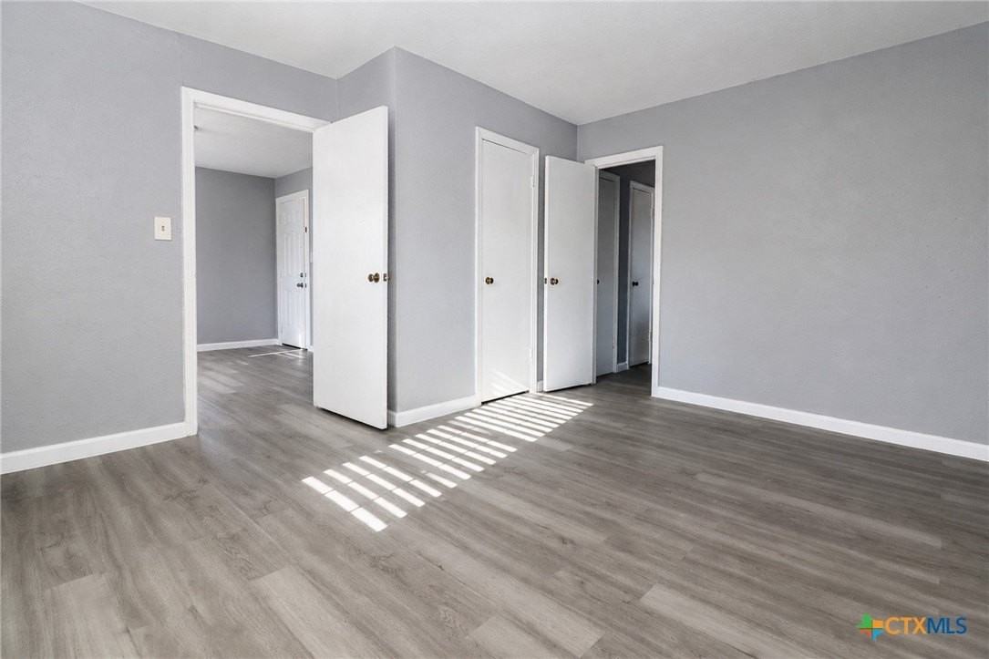 122 W Avenue A - Photo 5 of 15