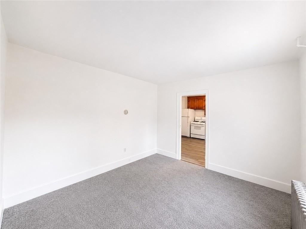 17 Thayer St #2 - Photo 3 of 10