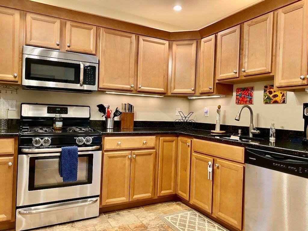 61 Callender Ave #2 - Photo 2 of 25