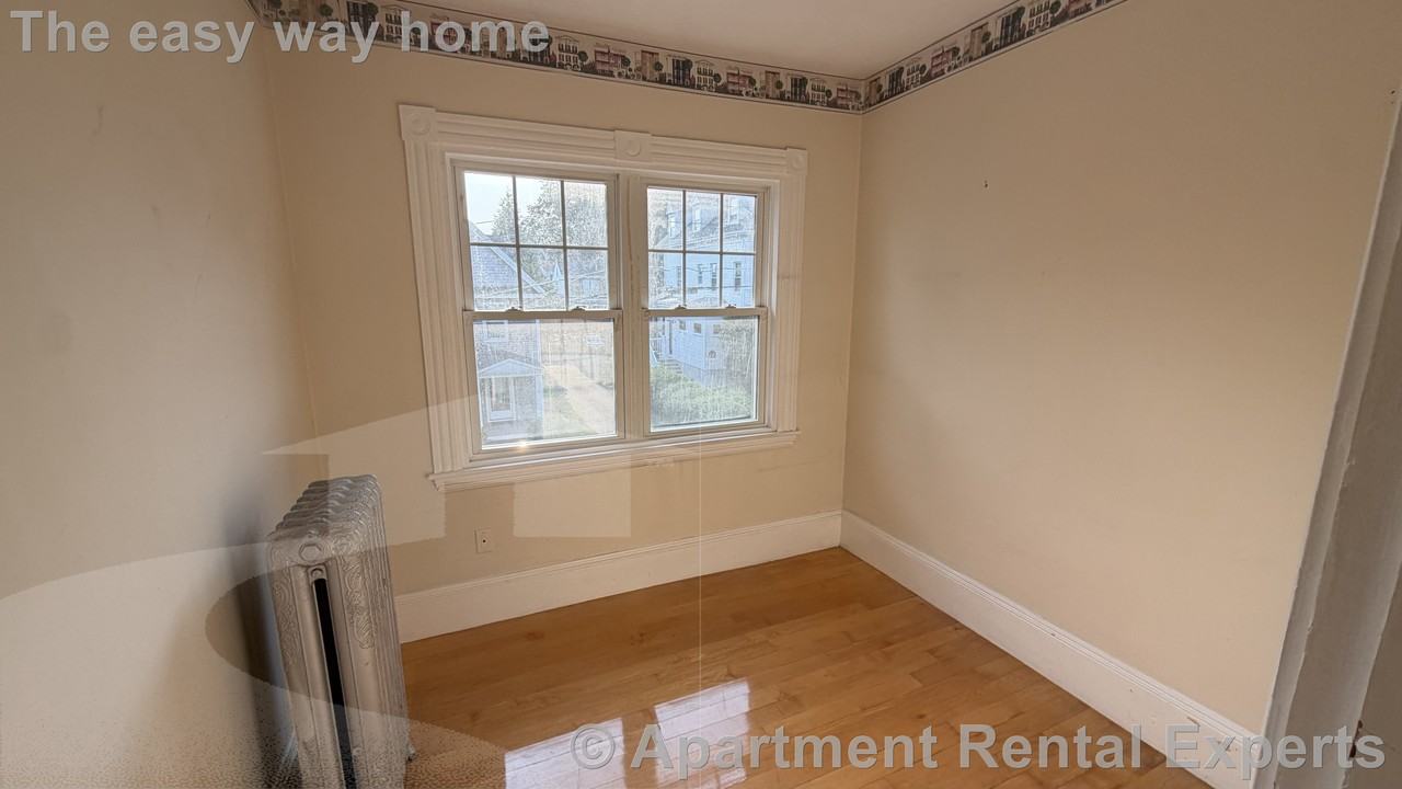 125 Allston St - Photo 5 of 14